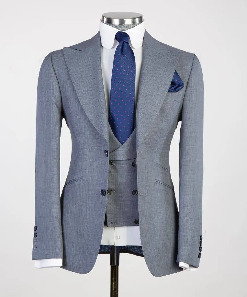 Men's 3 Piece Classic Grey Suit — photograph 1