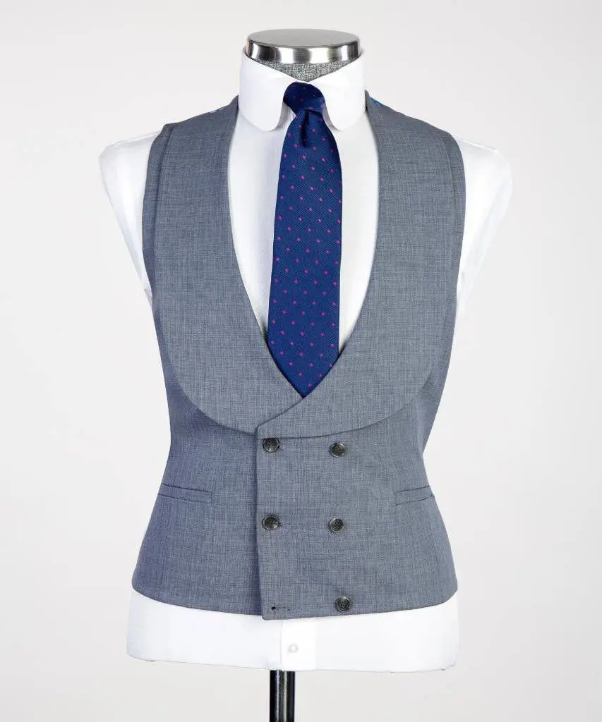 Men's 3 Piece Classic Grey Suit — photograph 4