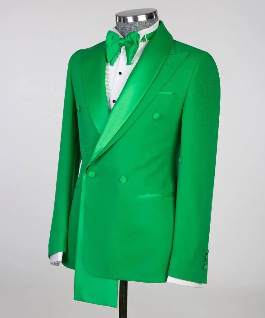 Shawl Design Satin Lapel Green Tuxedo — photograph 4