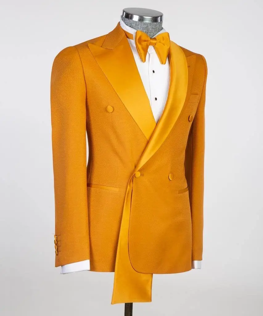 Shawl Design Satin Lapel Orange Tuxedo — photograph 3