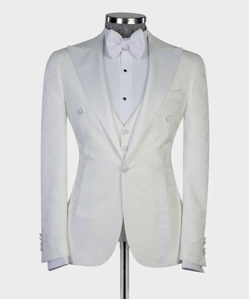 Men's 3 Piece White Tuxedo Suit Peak Lapel — photograph 3