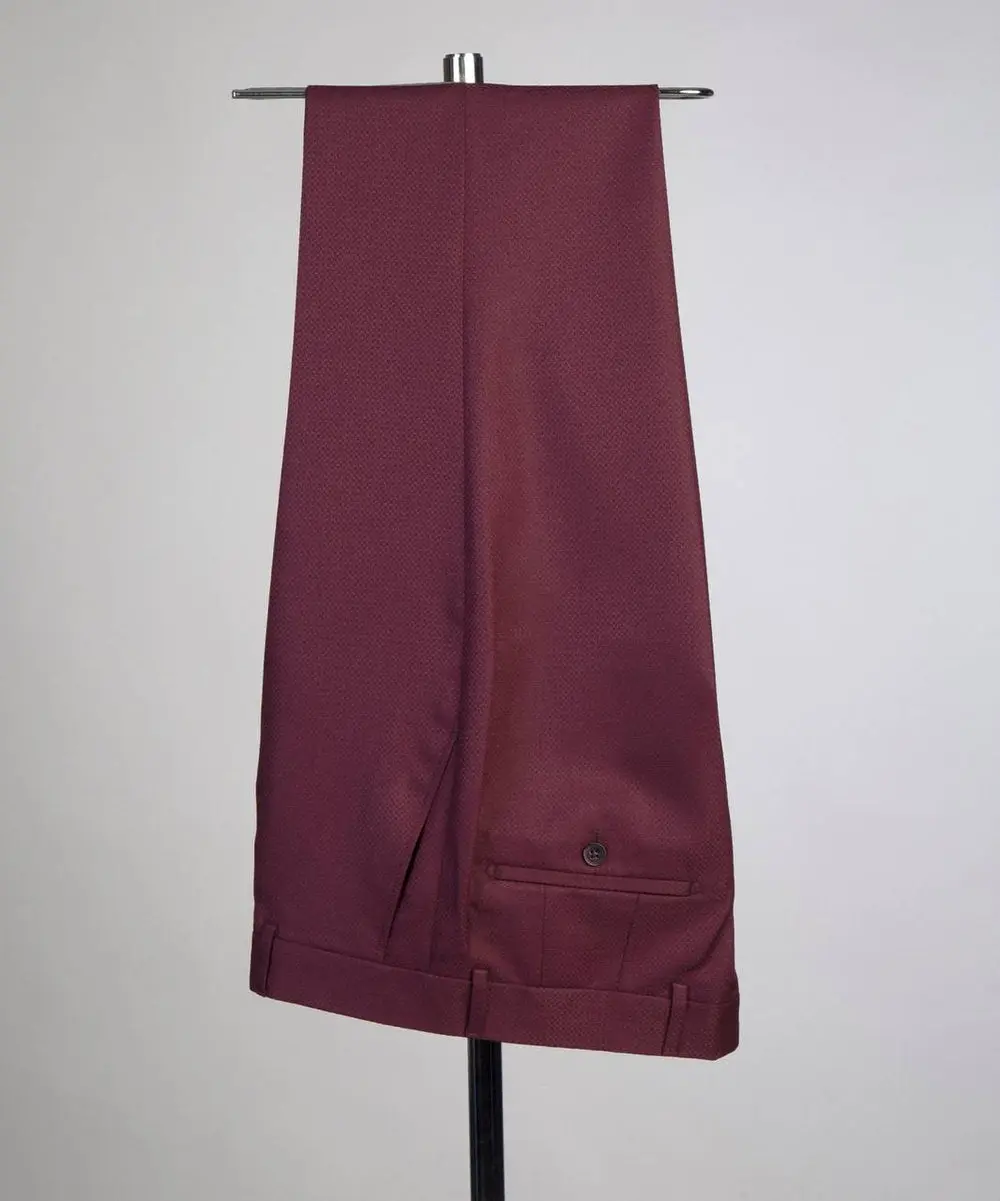 Men's Classic Suit -3 Piece Set -Burgundy — photograph 6