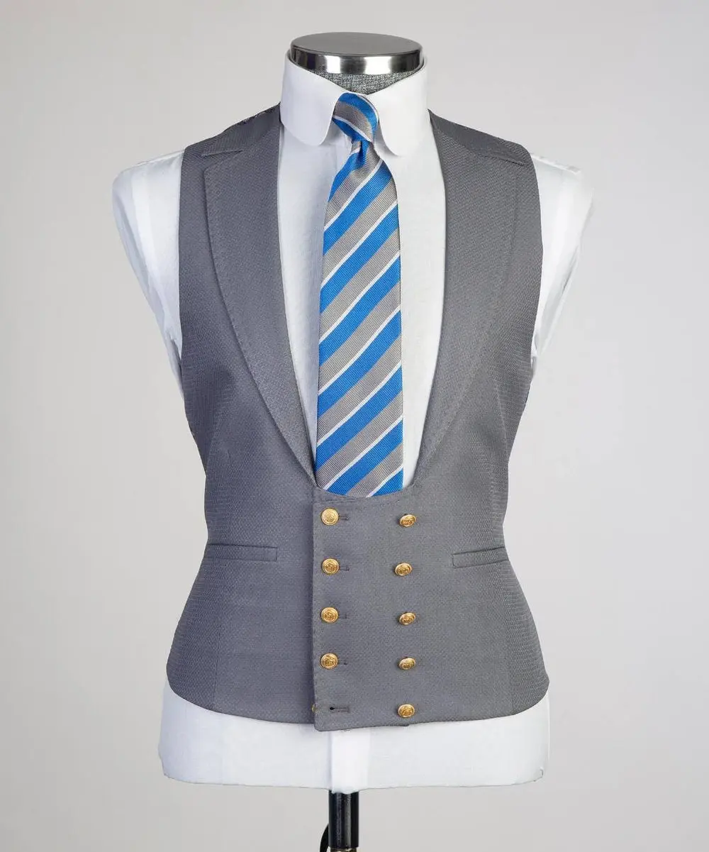 Men's Classic Suit -3 Piece Set -Grey — photograph 3