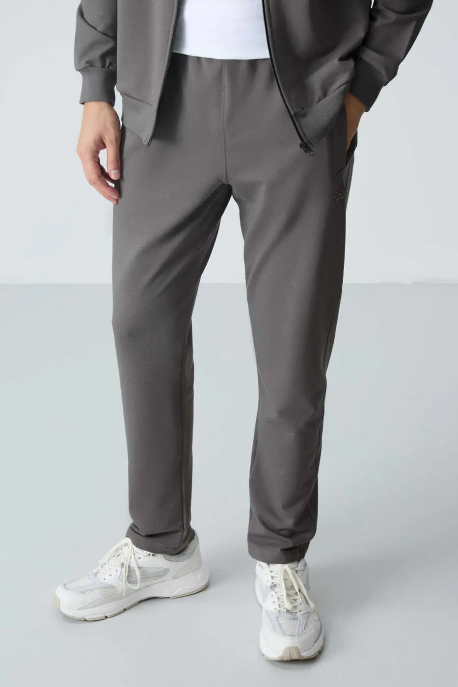 Men's Grey Comfort Fit Tracksuit Set — photograph 5