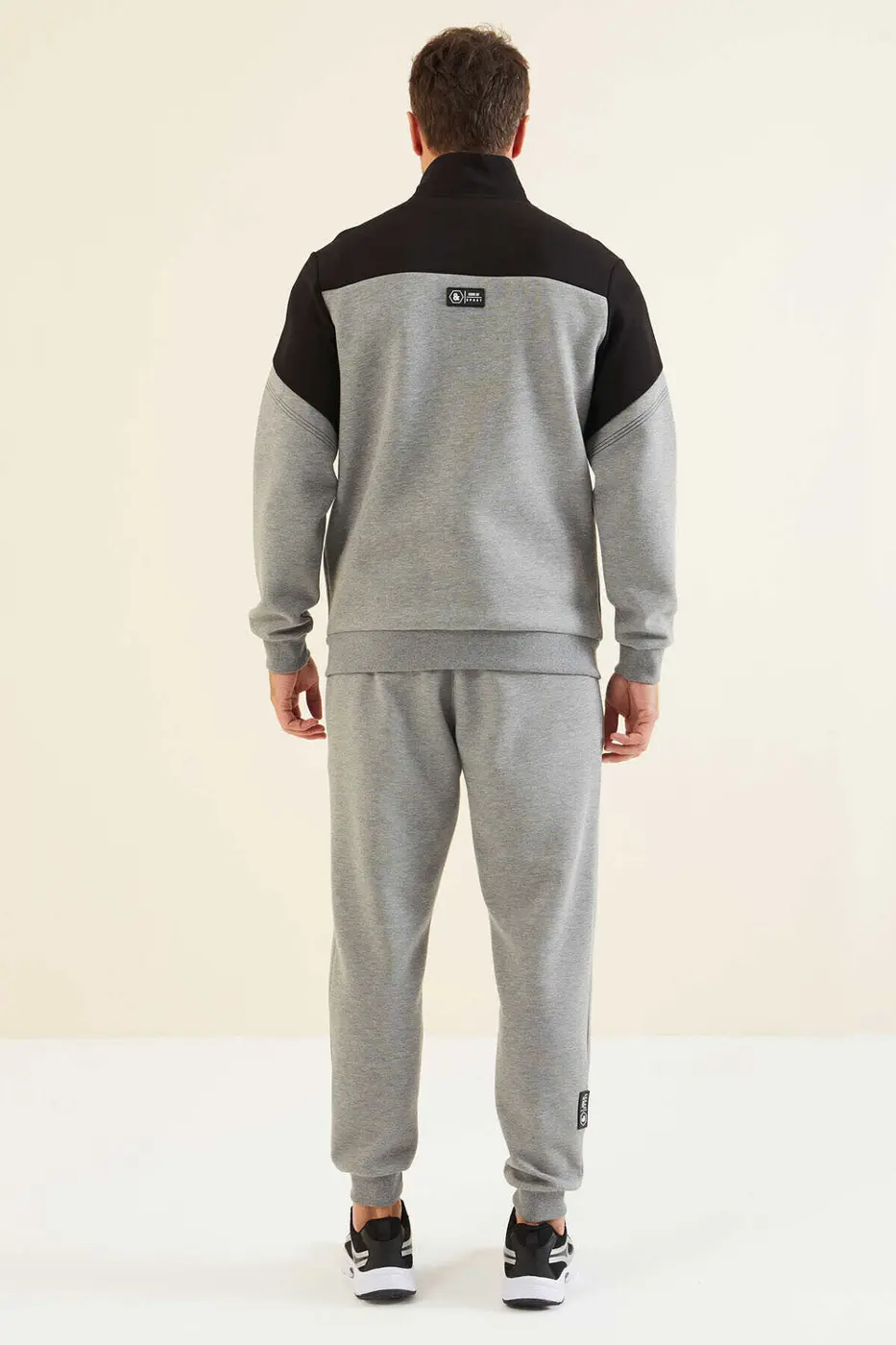 Men's Grey-Black-Colour-Block-Jogger-Tracksuit Set — photograph 9