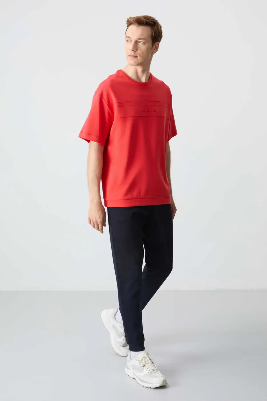 Men's-Red-Navy-Short Sleeve-Tracksuit Set — photograph 1