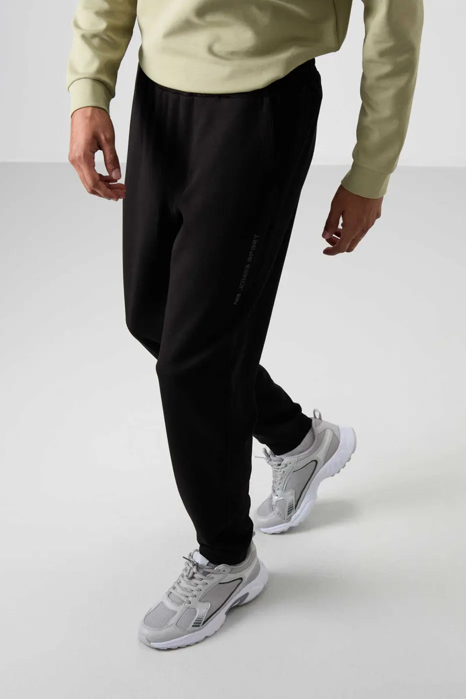 Men's Green-Black Soft Fit Tracksuit Set — photograph 6