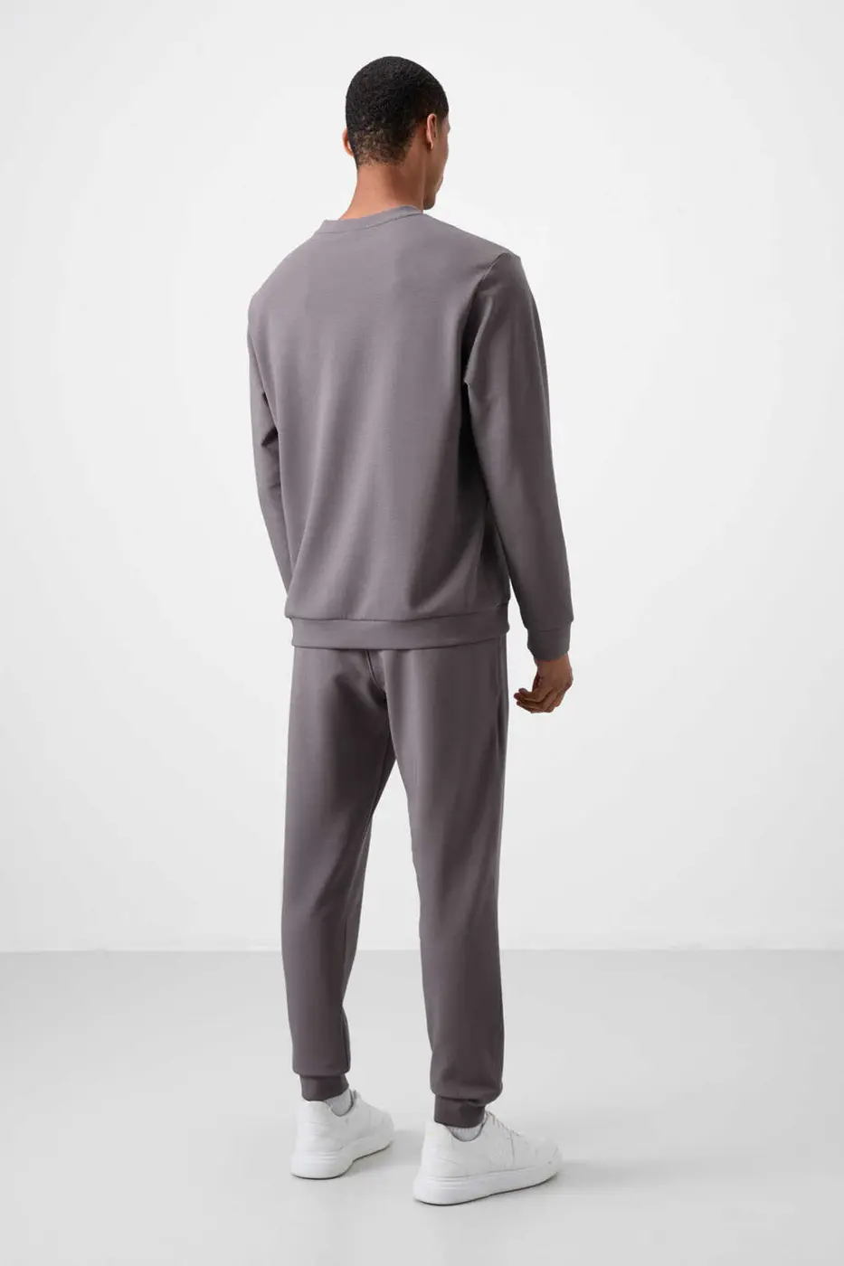 Men's Dark Grey Soft Fit Tracksuit Set — photograph 7