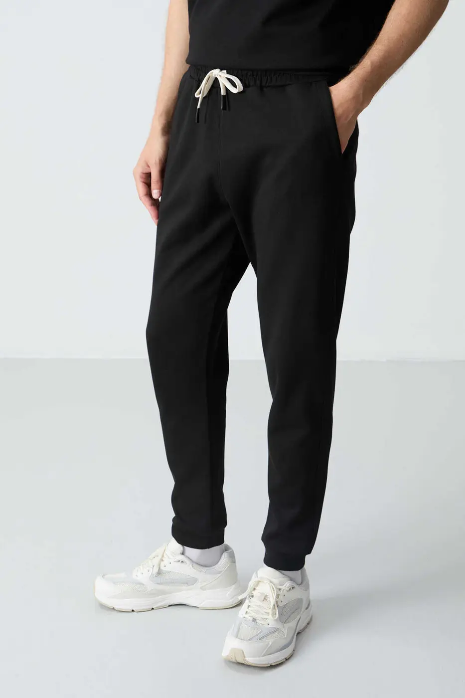Men's-Black-Short Sleeve-Tracksuit Set — photograph 5