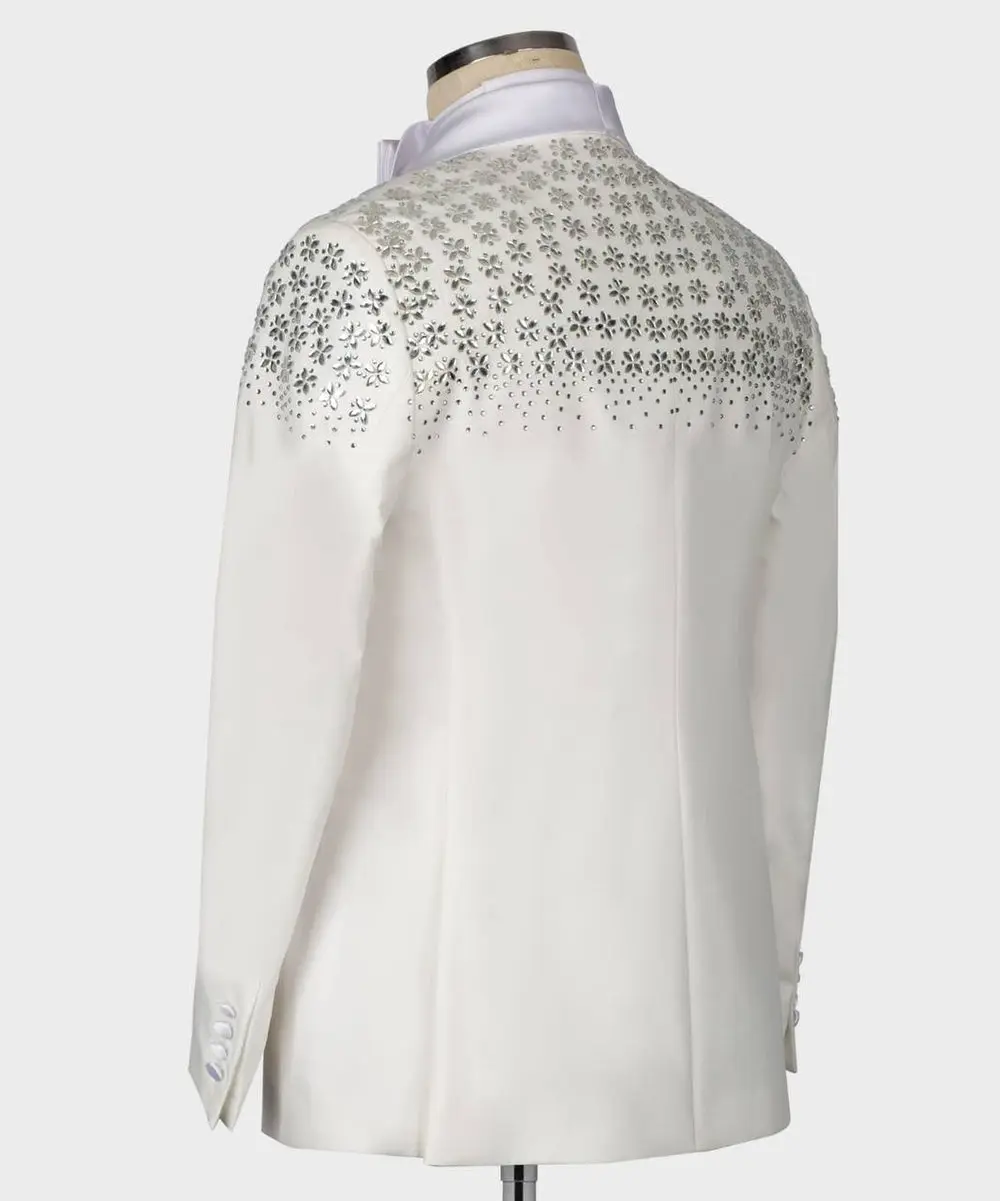 Men's Tuxedo, Cream, Beaded on Shoulder — photograph 4