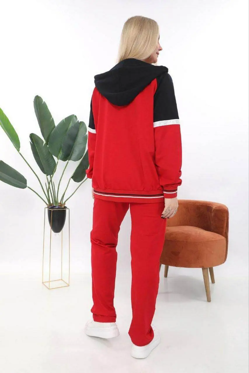 Women's 3-Piece Tracksuit Set — photograph 4