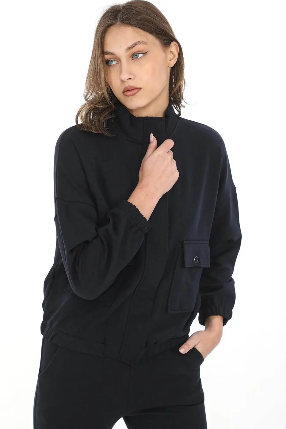Women's Black Tracksuit Set — photograph 2