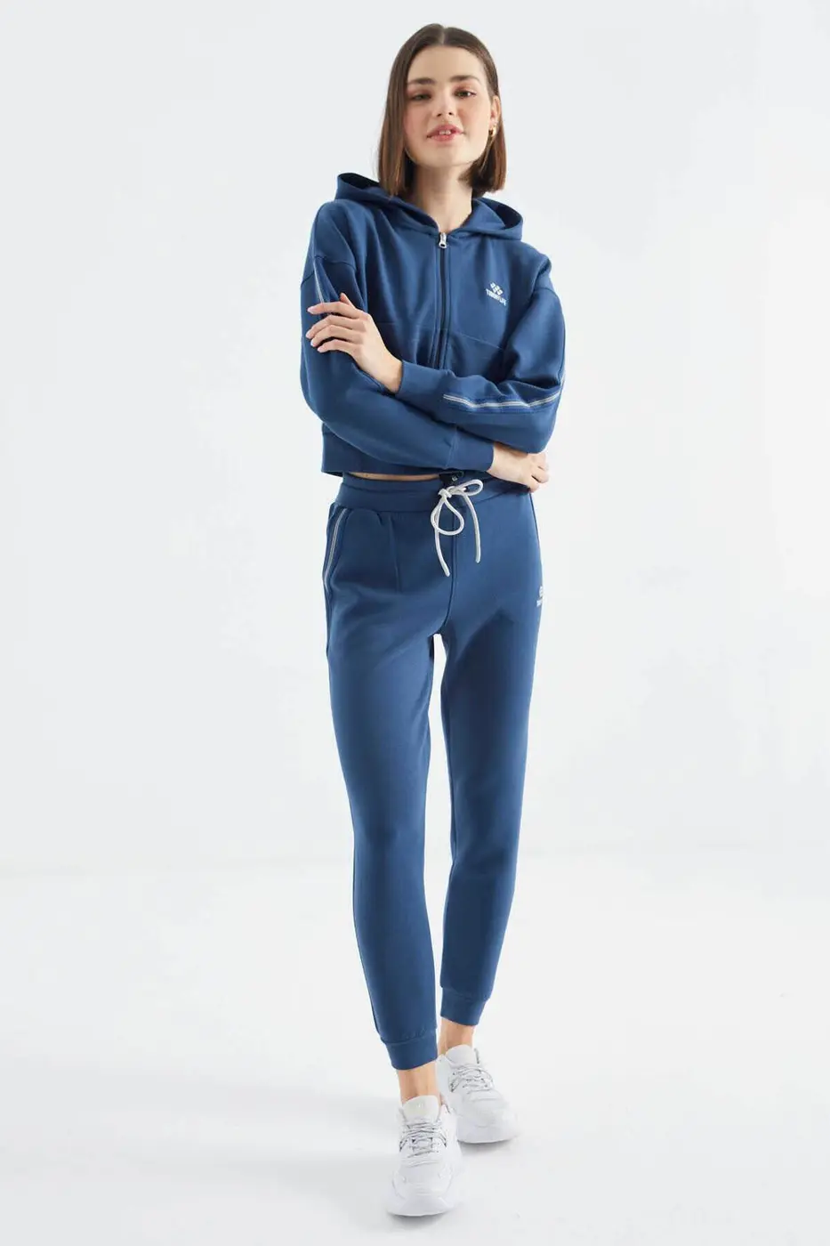 Women's Blue Zip-Up Tracksuit Set — photograph 3