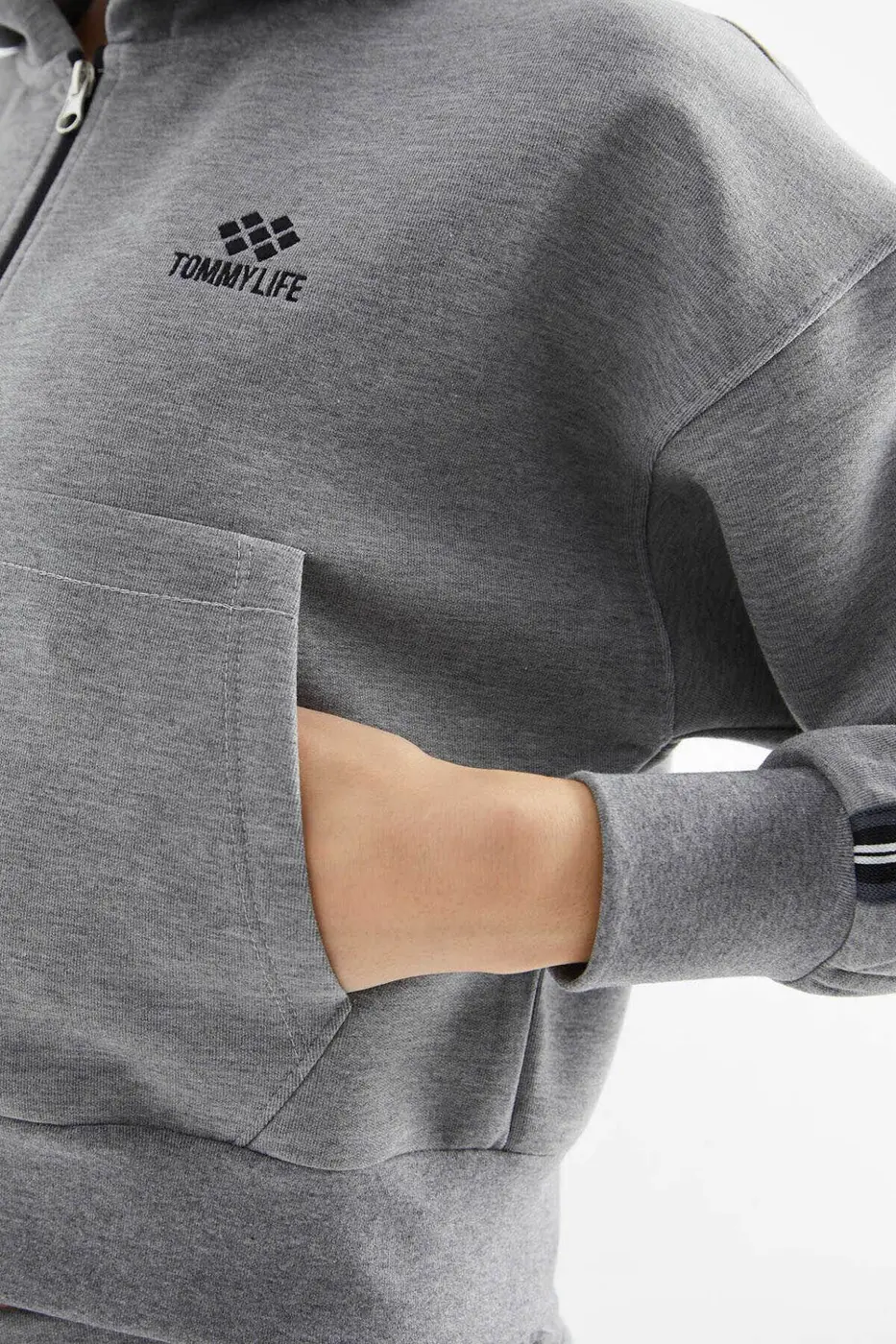 Women's Grey Zip-Up Tracksuit Set — photograph 5